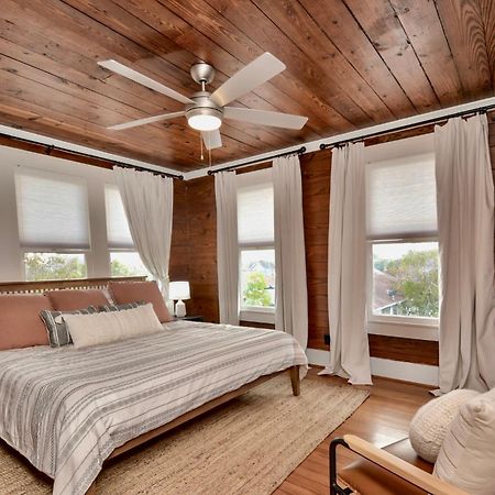 Coastal Craftsman- Walk To Beach & Pleasure Pier- As Seen On 'Restoring Galveston' Exteriör bild