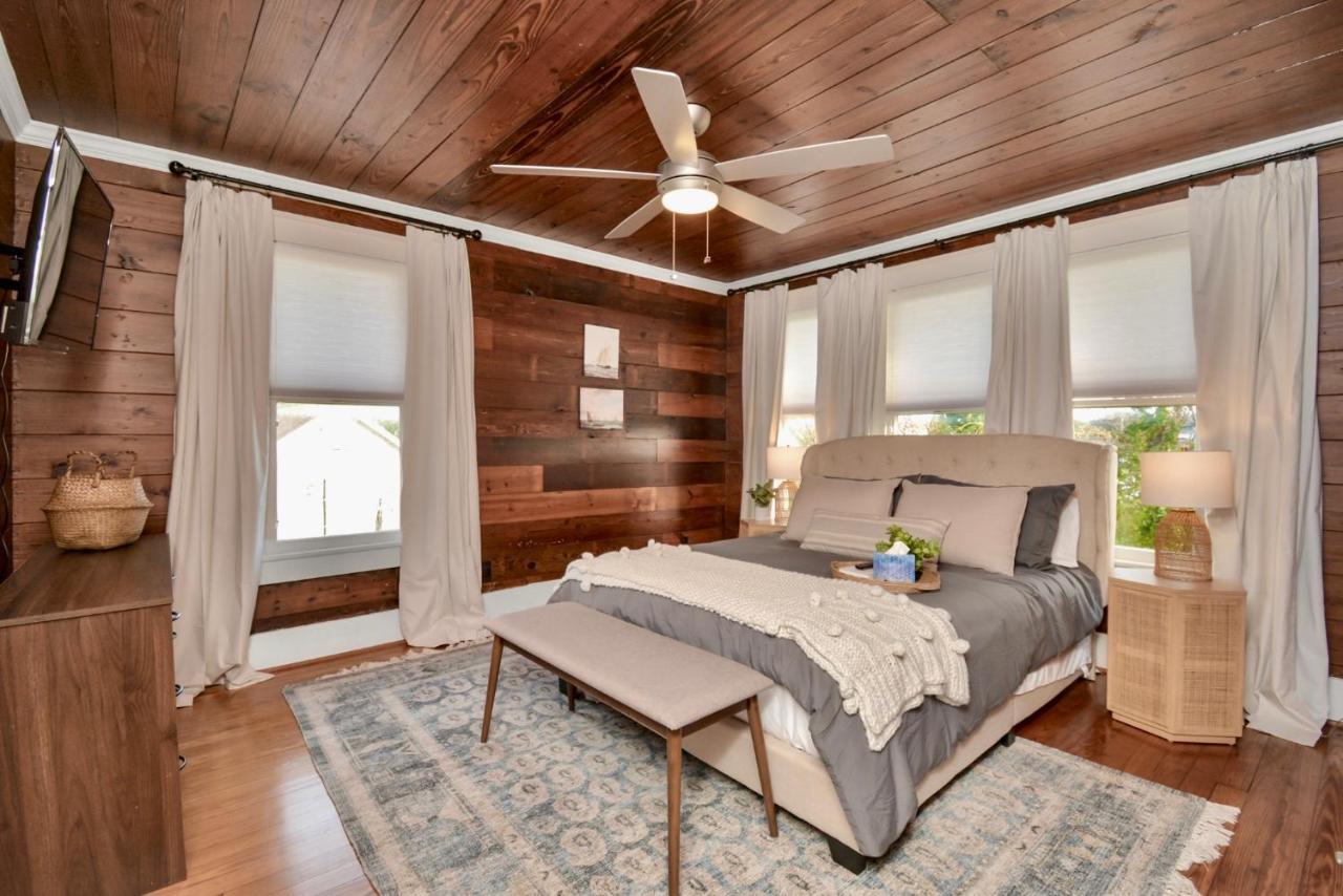 Coastal Craftsman- Walk To Beach & Pleasure Pier- As Seen On 'Restoring Galveston' Exteriör bild